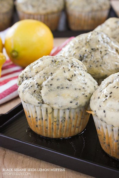 Lemon Muffin Recipes, Sesame Seeds Recipes, Vegetarian Recipes Dessert, Lemon Syrup, Vegetarian Desserts, Lemon Muffins, Sesame Seed, Black Sesame Seeds, Baking Muffins