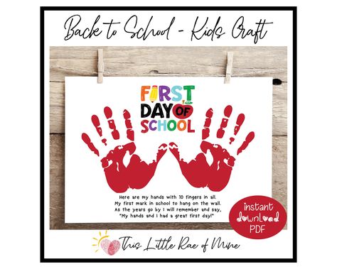 Keepsake Printable, Halloween Handprint Crafts, School Keepsake, First Day Back To School, School Kids Crafts, Document Frame, School Activity, Puzzles For Toddlers, Computer Paper