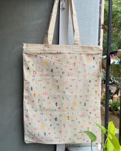 Customised Doodle Tote Bag✩♬ ₊˚.🪷⋆☾⋆⁺₊✧ . . . . . . #smallbusiness #smallbusinessowner #smallbusinesssupport #totebag #totebags #canvasbag #handpainted #custom #customized geh Small Business Owner, Canvas Bag, Small Business, Doodles, Hand Painted, Tote Bag, Quick Saves