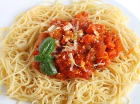 Olive Garden Cappellini Pomodoro | CopyKat Recipes | Restaurant Recipes Cappellini Pomodoro, Capellini Pomodoro Recipe, Pomodoro Recipe, Light Pasta Dishes, Olive Garden Salad Dressing, Olive Garden Recipes, Light Pasta, Pastas Recipes, Italian Pasta Dishes