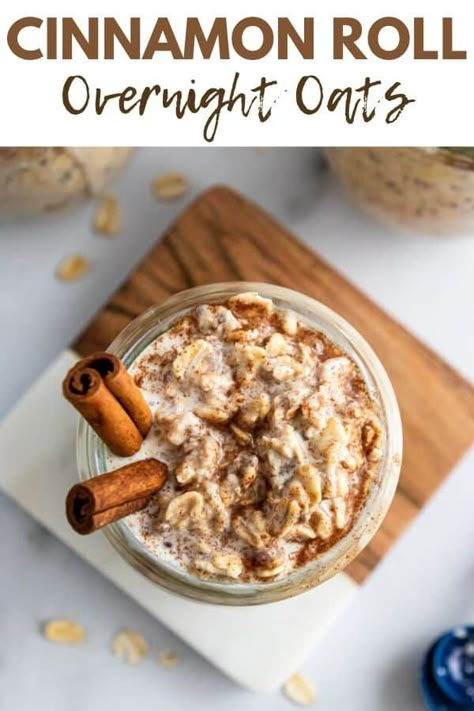 Cinnamon, rolled oats and brown sugar make these cinnamon roll overnight oats a delicious way to start your day. These best part? This easy breakfast recipe is ready for you when you wake up! #overnightoats #cinnamonoats #cinnamonrollovernightoats #breakfastrecipe #mealprep #overnightoatmeal Overnight Oats Protein, Cinnamon Roll Overnight Oats, Lemon Zest Recipes, Aip Vegan, Devotion Nutrition, Oats Protein, Overnight Oats Recipe Easy, Protein Overnight Oats, Oat Recipes Healthy