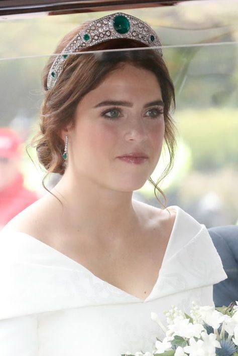 Princess Eugenie of York looked every bit regal on her wedding day. Emerald Kokoshnik Tiara, Princess Eugenie Wedding, Kokoshnik Tiara, Savannah Phillips, Eugenie Wedding, Real Outfits, Jack Brooksbank, Rule Britannia, Queens Jewels