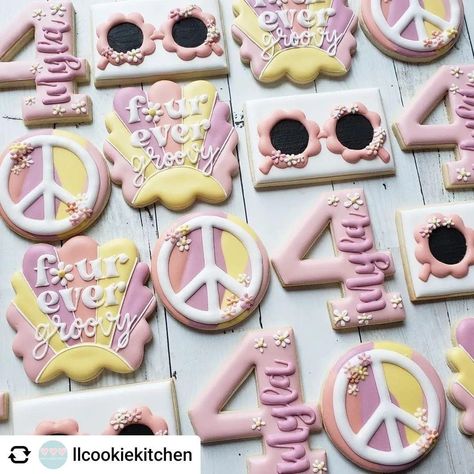 Fourever Groovy Cookies, Four Ever Groovy Cookies, 4th Birthday Cookies Girl, Five Is A Vibe Cookies, Groovy Cookies, Cookie Pops, Chocolate Covered Oreos, Birthday Cookies, Event Ideas