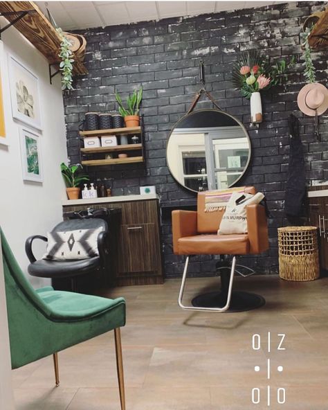 747 Likes, 35 Comments - Sola Salon Studios (@solasalons) on Instagram: “Good vibes at @opal_onyx_studio 🙌” My Salon Suite Modern, Salon Suite Color Schemes, Industrial Salon Suite, Country Chic Salon Ideas, Small Salon Boutique Ideas, Japandi Hair Salon, Earthy Salon Ideas, Witchy Hair Salon, Salon Studio Suite Ideas