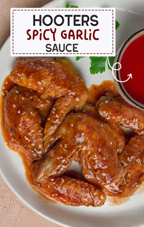 Hooters Wing Sauce Recipe, Hooters Wings Recipe, Spicy Garlic Sauce Recipe, Hot Wing Sauce Recipe, Spicy Garlic Sauce, Spicy Sauce Recipe, Chicken Wing Sauce Recipes, Chicken Wing Recipes Fried, Hot Wing Recipe