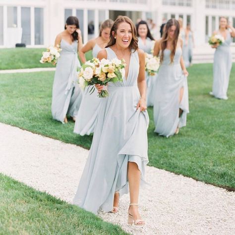 Jenny Yoo Collection on Instagram: “#realbridesmaids looking like angels in whisper blue #jycwhisperblue 😇 photo @catherinethrelkeldphotography florals @leslieleefloraldesign…” Real Bridesmaids, Winter Bridesmaid Dresses, Maid Of Honor Speech, Simple Bride, Stunning Bridesmaid Dresses, Long Island Wedding, Wedding Speech, Beautiful Wedding Photos, Jenny Yoo