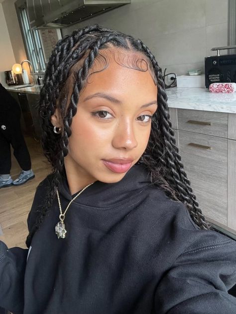 Masculine Women, Braids Hairstyles Pictures, Cute Box Braids Hairstyles, Protective Hairstyles Braids, Pretty Braided Hairstyles, Baddie Hairstyles, Box Braids Hairstyles, Braids For Black Hair, Women Hairstyles