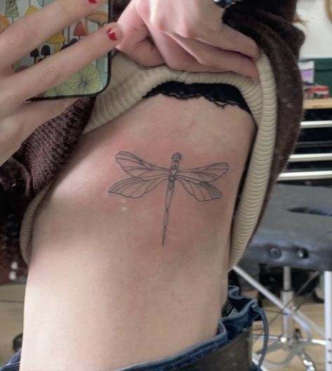 Rib Dragonfly Tattoo, Dragonfly Tattoo On Ribs, Dragonfly Tattoo Ribs, Line Dragonfly Tattoo, Tattoo On Ribs, Twd Aesthetic, Dragonfly Tattoo, Side Tattoos, Rib Tattoo