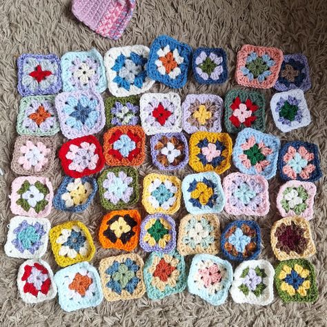 Granny squaring 🧶✨ which colour combo is your fave? All of these squares are made from scrap yarn left over from previous projects. #crochet #crocgetinspo #zerowaste #grannysquares #scrapyarn Crochet Colour Combos, Crochet Scrap Granny Square Blanket, Crochet Scrap Yarn Projects, Scrap Crochet, Scrap Yarn Crochet, Granny Square Blanket, Yarn Projects, Diy Crochet Projects, Crochet Art