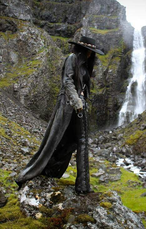 ♥.♥ Satanic Fashion, Sharon Ehman, Sif Dark Souls, Goth Cowboy, Leather Duster, Dark Punk, Toxic Vision, Cowboy Aesthetic, Southern Gothic