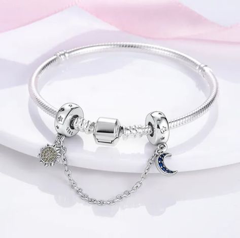 Real 925 Sterling Silver Stars & Moon Sunflower Safety Chains Spacer Beads Charms Fit Pandora 925 Original Bracelets DIY Jewelry Pandora Original, Pandora Bracelet Silver, Bead Stopper, Bracelet Pandora, Stars Moon, Pandora Bracelet Charms, Bracelet Diy, Safety Chain, Delicate Jewelry