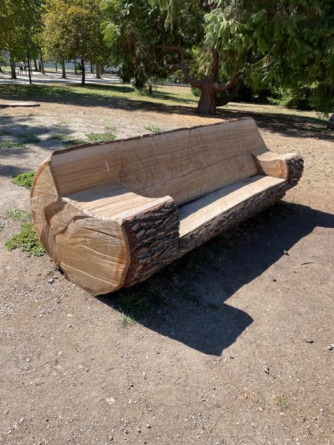 Rustic Log Bench, Log Benches Outdoor, Log Seating, Log Seats, Log Benches, Como Plantar Pitaya, Woodworking At Home, Log Ideas, Log Bench