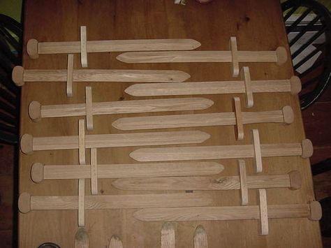 How to make wooden sword Wood Swords, Natural Easter Basket, Kids Woodworking, Woodworking For Kids, Toys Diy, Homemade Toys, Wood Toys, Wooden Crafts, Diy Toys