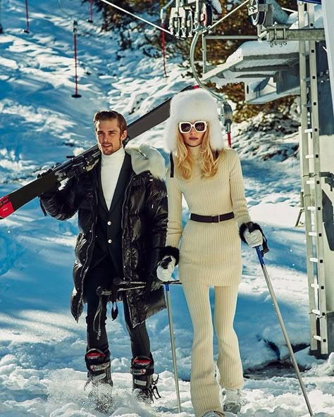 Mode Au Ski, Apres Ski Outfit, Apres Ski Outfits, Ski Aesthetic, Apres Ski Style, Ski Vintage, Apres Ski Party, Ski Bunnies, Winter Schnee