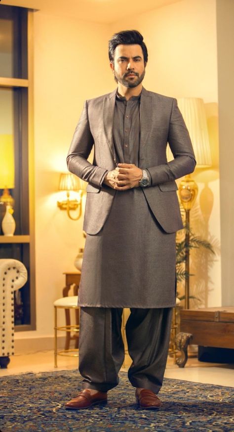 Pathani With Jacket For Men, Pakistani Mens Wedding Wear, Pakistani Pathani Suit For Men, Pakistani Groom Wear, Indian Men Fashion Casual, Boys Dressing, Muslim Men Clothing, Men Fashion Aesthetic, Pakistani Men