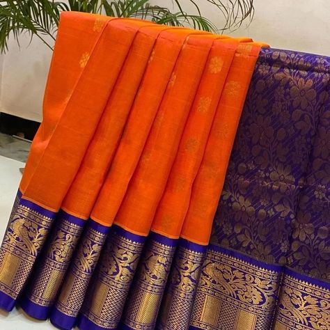 💥💥 *2 Days OFFER* 💥💥 👉 *KANCHI PLATE KUPPADAM PATTU SAREES* 👉 *CONTRAST RICH PALLU AND PLAIN BLOUSE* 👉 *VERY GOOD QUALITY* ☘️ *OLD PRICE 6500/-* ✌️ *OFFER ONLY FOR 2 DAYS* 👉 💸 *OFFER PRICE* *5100/- ONLY* *📢 NOTE: YOU SAVE 1400 RUPEES* Mobile : 7095777142. #sareesusa #sareesofinstagram #sareelove #sarees #sareescanada #sareesoverseas #sareesmaharashtra #sareeschicago #sareesbanglore #sareestyle #designersarees #handloom Kuppadam Pattu Sarees, Plain Blouse, Pattu Sarees, Saree Styles, Saree Designs, Good Quality, Saree