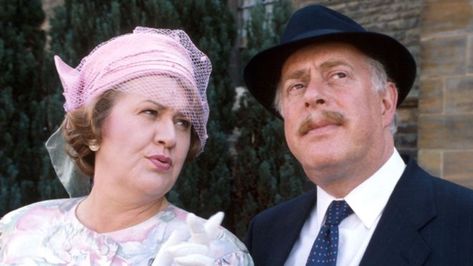 Richard and Hyacinth Bucket -  Keeping Up Appearances Henpecked Husband, Timothy West, Roy Clark, English Comedy, The Dave Clark Five, Are You Being Served, British Lifestyle, Vanessa Redgrave, 90s Sitcoms