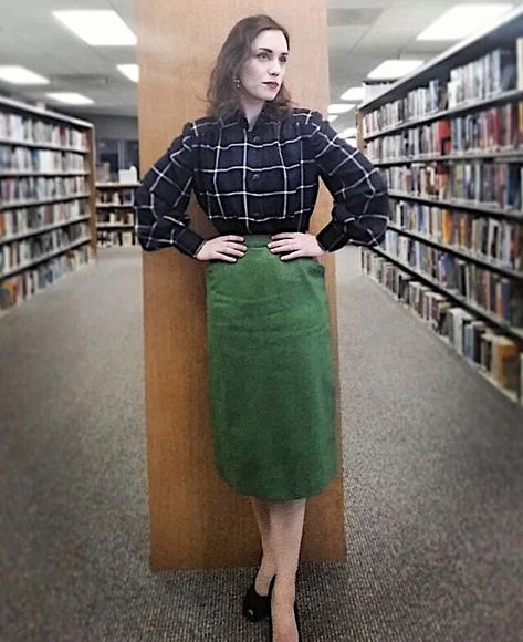 What The Librarian Wore, Librarian Outfit, Library Fashion, Dark Academia Fashion Aesthetic, Librarian Fashion, Vintage Librarian, Herringbone Trousers, 1940s Blouse, Librarian Style