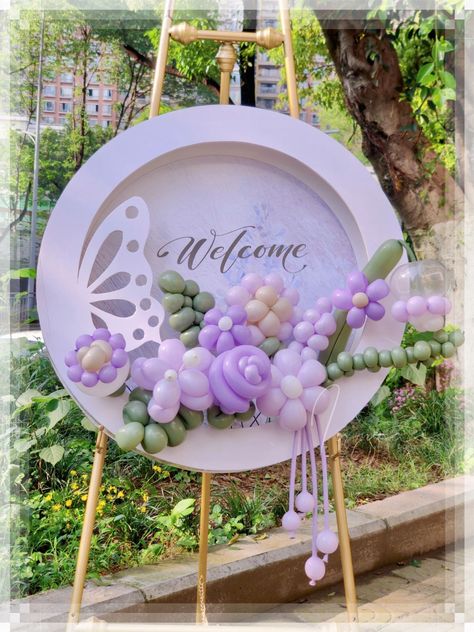 Wholesale Floral Supplies, Round Welcome Sign, Balloon Bouquet Diy, Deco Ballon, Birthday Balloon Decorations, Balloon Gift, Balloon Flowers, Flowers And Butterflies, Balloon Decor