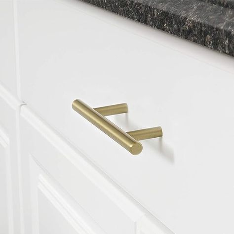 Amazon Basics Euro Bar Cabinet Handle (1/2-inch Diameter), 5.38-inch Length (3-inch Hole Center), Golden Champagne, 25-pack Champagne Bronze Kitchen Hardware, Bronze Kitchen Hardware, Champagne Bronze Kitchen, Budget Makeover, Bar Cabinets, Golden Champagne, Amazon Basics, Kitchen Hardware, Cabinet Handle