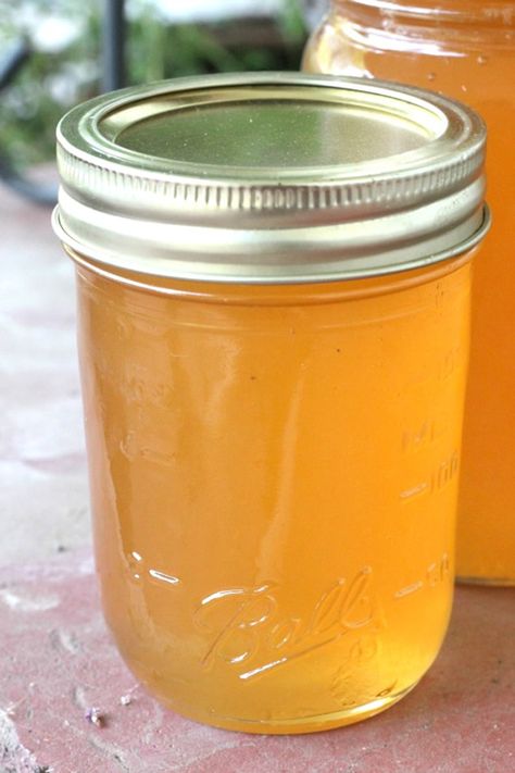 Canning Apricot Jelly Recipe - its like the jam, but better... #canning #homestead #homesteading Apricot Jelly Recipes, Canning Apricots Recipes, Jelly Recipes For Canning, Homemade Apricot Jam, Canning Apricots, Apricot Jam With Pectin, Apricot Jam From Dried Apricots, Canning Recipes Jams & Jellies, Jelly Store