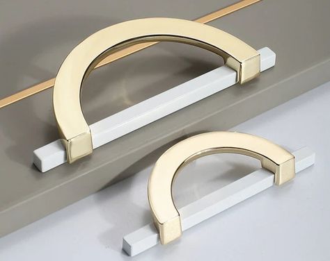 DozenHardware - Etsy Door Handles Modern, Circle Handle, Dresser Knobs And Pulls, Wardrobe Door Handles, Kitchen Cabinet Pulls, Dresser Handles, Wardrobe Handles, Cupboard Drawers, Cabinet Door Handles