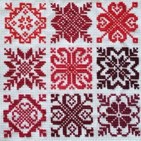 Scandinavian Knitting, Cross Stitch Border Pattern, Cross Stitch Geometric, Motifs Perler, Pola Kristik, Cross Stitch Patterns Flowers, Pola Sulam, Cross Stitch Borders, Cross Stitch Rose