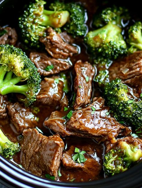 Flank Steak Crock Pot, Air Fried Mushrooms, Slow Cooker Beef Broccoli, Crockpot Beef And Broccoli, Chinese Beef And Broccoli, Healthy Beef And Broccoli, Fast Dinner Ideas, Steak And Broccoli, Easy Beef And Broccoli