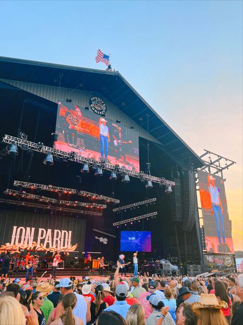 Country Music Festival Aesthetic, Country Concert Aesthetic, Country Music Aesthetic, Music Festival Aesthetic, Jon Pardi, Country Music Concert, Country Festival, Festival Aesthetic, Country Music Concerts