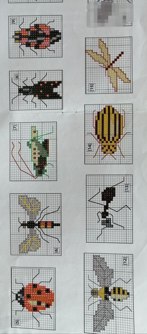 Bug Grid Pattern, Beetle Cross Stitch, Bug Cross Stitch, Painting With Thread, Beetle Bug, Cross Stitch Animals, Craft Design, Grid Pattern, Alpha Patterns