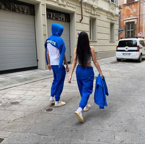 Couple Outfit Ideas, Couple Matching Outfits, Couple Fits, Cute Couple Outfits, Couple Goals Teenagers, Cute Relationship Photos, Matching Couple Outfits, Cute Couples Photos, Couple Matching