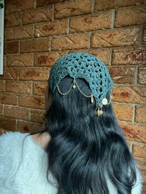 Bandana With Beads, Crochet Leaf Bandana, Beads In Crochet, Crochet Pirate Accessories, Crochet With Charms, Cute Crochet Items, Whimsigoth Crochet Patterns, Ren Faire Crochet, Crochet Cotton Yarn Projects