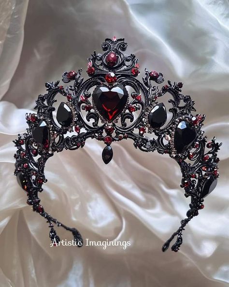 Black And Red Crown, Vampire Crown, Evil Queen Crown, Goth Crown, Red Quinceanera Ideas, Victorian Crown, Witch Crown, Macabre Fashion, Dark Romantic Wedding