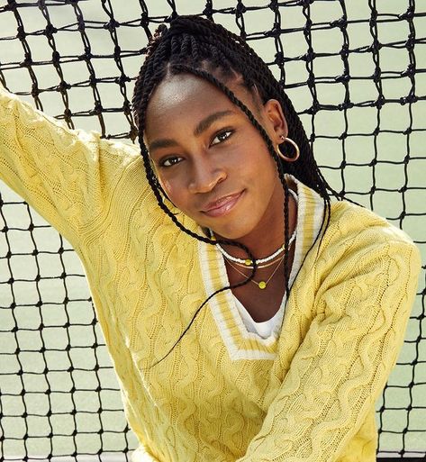 African Tops For Women, Coco Gauff, African Tops, Ladies Tennis, Partner Yoga, Venus Williams, Crisp White Shirt, Maisie Williams, Female Athletes