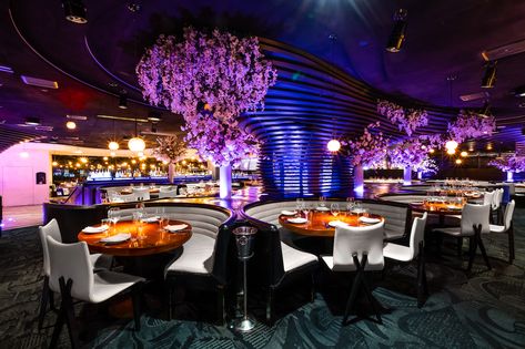 Las Vegas' Top Rated Steakhouse | STK Las Vegas Combines The Modern Steakhouse & Chic Lounge Into One Vibe Dining Experience Birthday Dinner Las Vegas, Vegas Restaurants With A View, Las Vegas Rooftop Bars, Red King Crab, Gourmet Steak, Parmesan Truffle Fries, Best Buffets In Las Vegas 2022, Best Steakhouse Las Vegas, Bone In Ribeye