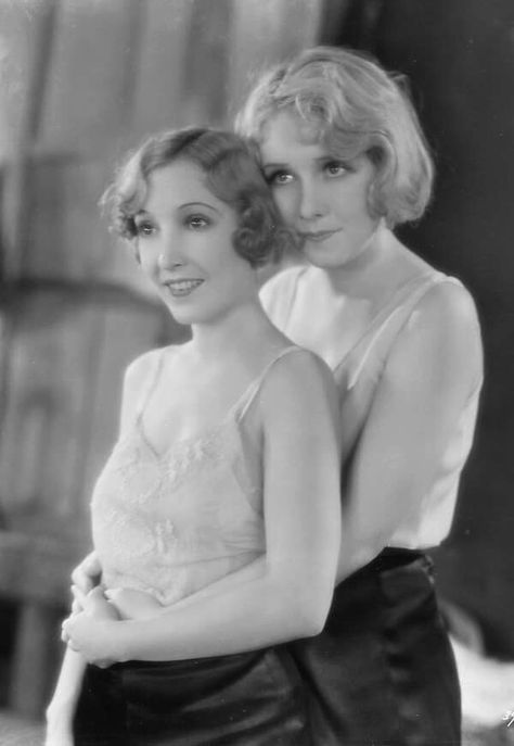 Bessie Love and Anita Page in The Broadway Melody (dir. Harry Beaumont, 1929) Adele Astaire, Iconic Duos, Bessie Love, Fred And Ginger, Clara Bow, Flapper Girl, Fred Astaire, Silent Movie, Joan Crawford