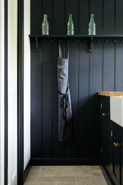 'Pantry Blue' tongue and groove panelling and a beautifully simple Shaker Peg Rail Shelf with lovely Country Mixed Tumbled Travertine floor from our sister company @floorsofstone Shaker Peg Rail, Bench With Shelf, Tongue And Groove Walls, Emily Henderson Design, Tongue And Groove Panelling, Painting Wood Paneling, Farmhouse Bench, Travertine Floors, Boot Room