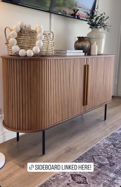 Living Room Buffet, Living Room Sideboard, Curved Furniture, Dinning Room Design, Apartment Living Room Design, Furniture Trends, Home Design Living Room, Dining Room Walls, Cheap Furniture