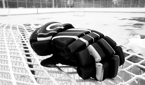 Hockey Photos, Hockey Decor, Hockey Gloves, The Best Game, Hockey Game, Hockey Games, Hockey Mom, Ice Hockey, Best Games