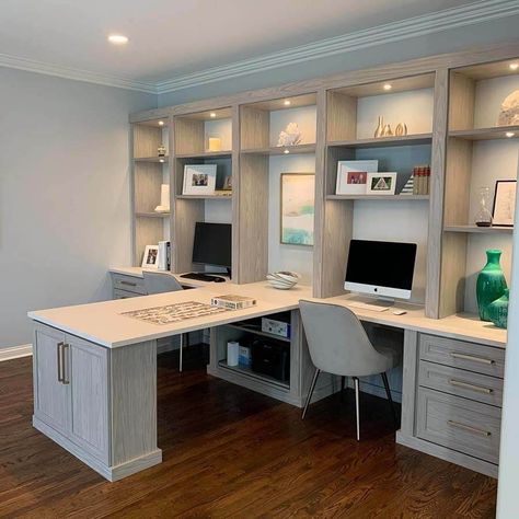 This Nashville home office installation by local designer, Danielle Dunn, offers an example of built-in desk lighting. Shared Home Offices, Built In Desks, Shared Home Office, Home Office Layouts, Office Layouts, Office Built Ins, Basement Office, California Closets, Shared Office