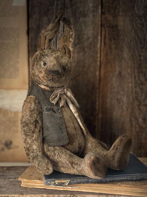 Old bunny by Alena Krakhmaleva | Handmade teddy bears for sale on Tedsby Primitive Bear, Primitive Rabbit, Old Teddy Bears, Teddy Bears For Sale, Bunny Bunny, Handmade Teddy, Handmade Teddy Bears, Glass Eyes, Doll Making