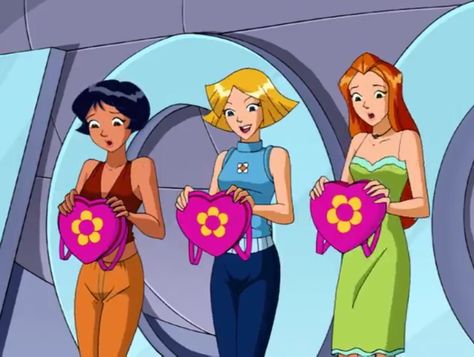 Totally Spies Gadgets, Black Tv Shows, Spy Outfit, 2000s Cartoons, Video Game Cosplay, Black Tv, Totally Spies, Spy Gadgets, Cartoon Outfits