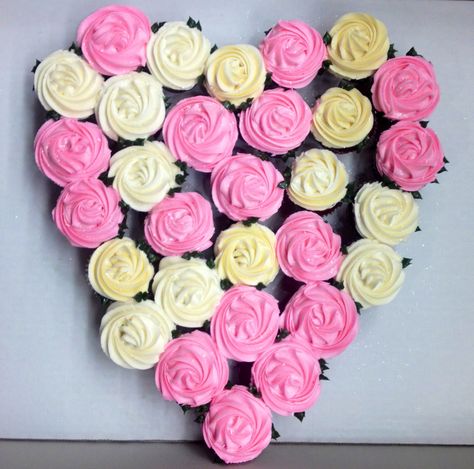 Flower heart bouquet cupcake cake Heart Shaped Cupcake Cake, Heart Cupcake Cake, Heart Cupcake Cakes Pull Apart, Pull Apart Cupcake Cake Flower Bouquet, Mother’s Day Pull Apart Cupcakes, Baked Bouquet Cupcake Flower, Heart Cupcakes, Cupcake Bouquet, Cake Roll