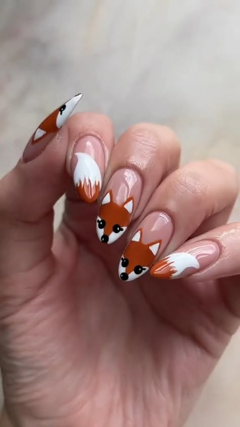 Fall Nails November, Nails Barbie, November Nail Designs, Nails November, Fox Nails, Short Stiletto, Barbie Nails, Animal Print Nails Art, Animal Nail Art