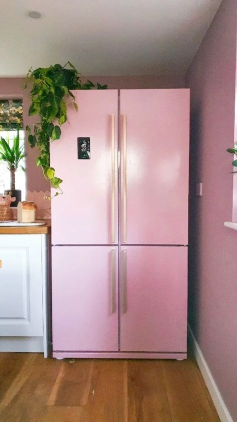 Pink Fridge Aesthetic, Cute Fridge, Pink Refrigerator, Pink Kitchen Appliances, Full Fridge, Pink Fridge, Painted Fridge, Pink Kitchen Decor, Black Microwave