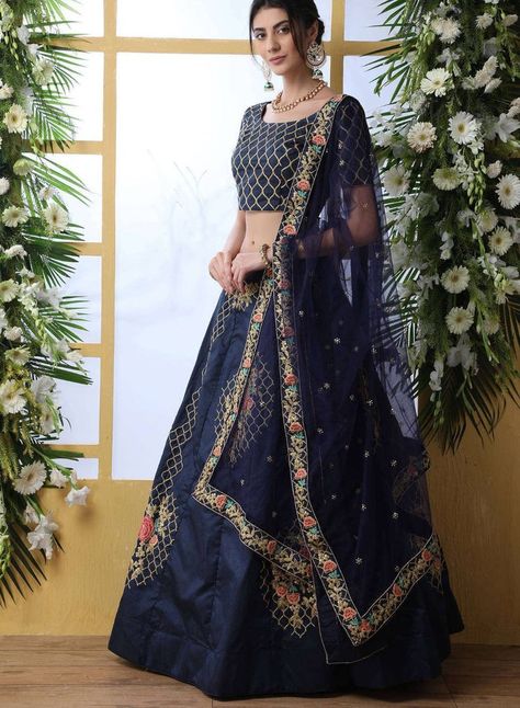 Navy Blue Lengha, Blue Lengha, Navy Blue Lehenga, Navy Blue Art, Simple Lehenga, Fashion Traditional, Wedding Dress Outfit, Lengha Choli, Blue Lehenga