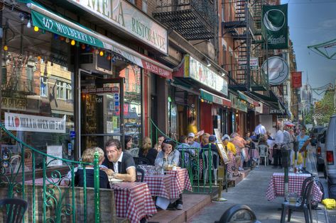 Little Italy Nyc, Little Italy New York, Manhattan Restaurants, San Gennaro, Line Photography, Best Italian Restaurants, Liberty New York, Places In Spain, Italian Restaurants