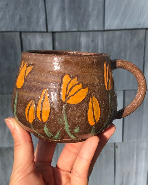 I love the orange underglaze on this dark brown clay, but the grog is really noticeable. I should have sanded this mug before glazing, but the sound of sandpaper gives me the heebie-jeebies. Like nails on a chalkboard. Is this just me? . . . #mugshotmonday #mugsmugsmugs #instapottery #pottersofinstagram #etsymudteam #handmademugs #mugaddict Heebie Jeebies, Brown Clay, Red Clay, Mug Shots, Grog, The Sound, Just Me, Chalkboard, Dark Brown