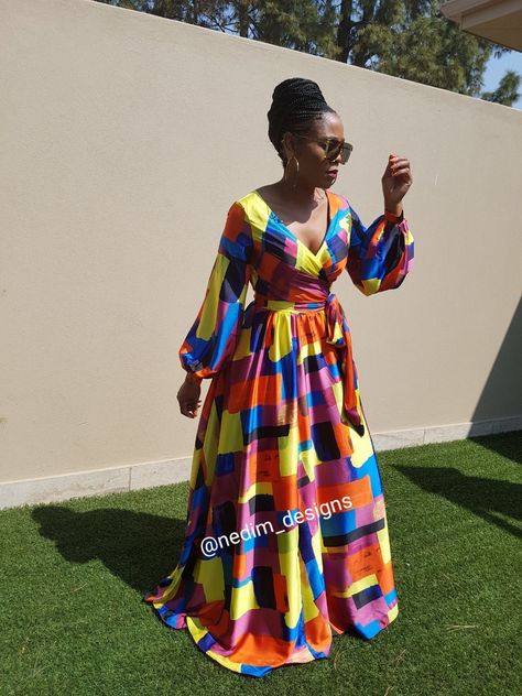 @nedim_designs Mishono Ya Vitambaa Magauni, African Dresses Modern, Afrikaanse Mode, African Maxi Dresses, African Fashion Ankara, African Fashion Women Clothing, African Traditional Dresses, African Inspired Fashion, African Print Dresses