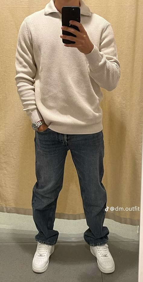 Guys Polo Outfit, Minimalist Aesthetic Men Outfit, Jeans And Quarter Zip Outfit, Hollister Men Outfits, Outfit Chicos Casual, Beanies Outfit Men, Basic Men Outfit Simple, Outfit Pull Beige, Men’s Style Casual